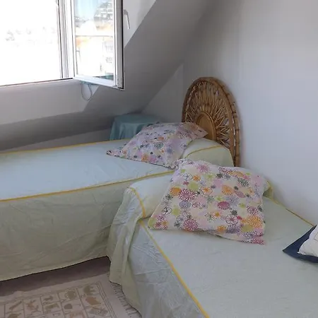 Apartamento La Marina Apartment *
